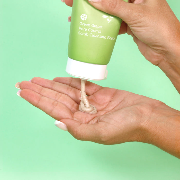 Espuma de Limpeza Controle de Poros - Uvas Verdes - Frudia : 145ml - 2