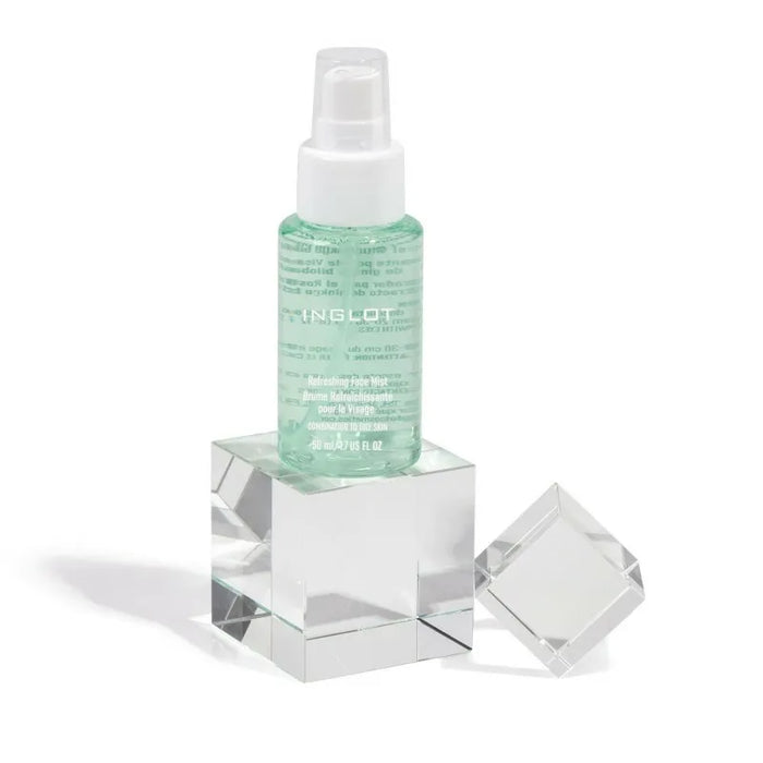 Bruma facial hidratante e matificante para pele oleosa - Inglot - 2