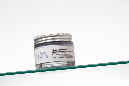 Creme Regulador Fundente de Sebo com 5% de Niacinamida + 3% de Maçã Bio/Matcha - Skin Generics - 2